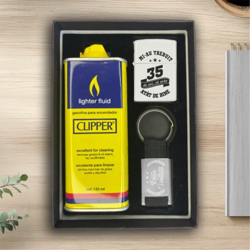 Brichetă benzină personalizată – simplă sau set cu breloc, Cadou pentru Aniversarea vârstei de 35 de ani [ #0372 ]