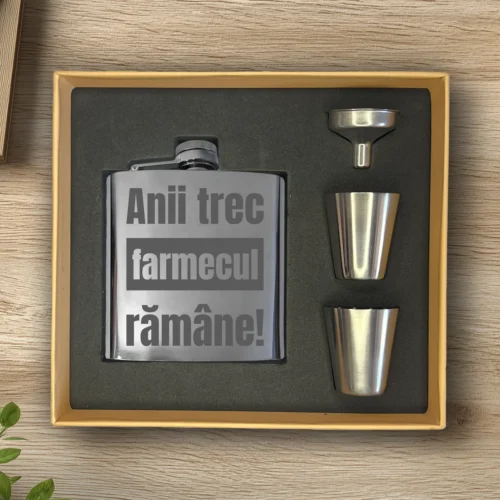 Ploscă de metal personalizată – simplă sau set cu păhărele, Cadou pentru Aniversarea vârstei [ #0317 ]