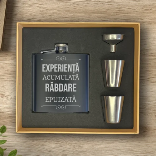 Ploscă de metal personalizată – simplă sau set cu păhărele, Cadou pentru Aniversarea vârstei [ #0316 ]