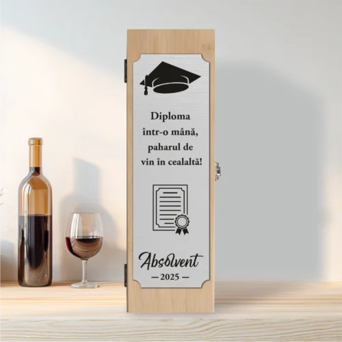 Cutie din lemn cu placă gravată pentru sticla de vin, cu ustensile, Cadou pentru Absolvire [ #0197 ]