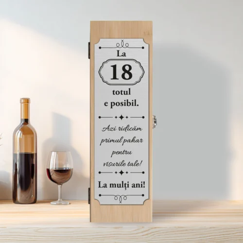 Cutie din lemn cu placă gravată pentru sticla de vin, cu ustensile, Aniversarea vârstei de 18 ani, Majoratul [ #0231 ]
