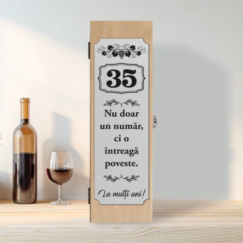 Cutie din lemn cu placă gravată pentru sticla de vin, cu ustensile, Aniversarea vârstei de 35 de ani [ #0251 ]