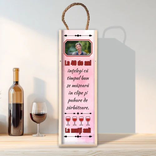 Cutie din lemn sublimată pentru sticla de vin, cu capac culisant, Aniversarea vârstei de 40 de ani [ #0258 ]