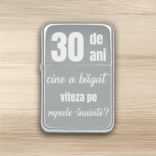 Brichetă benzină personalizată – simplă sau set cu breloc, Cadou pentru Aniversarea vârstei de 30 de ani [ #0354 ]