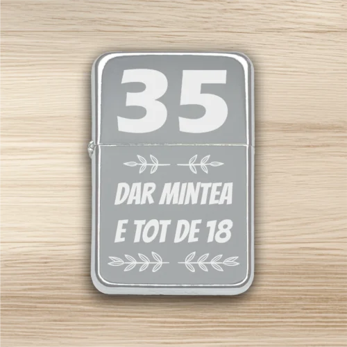 Brichetă benzină personalizată – simplă sau set cu breloc, Cadou pentru Aniversarea vârstei de 35 de ani [ #0374 ]