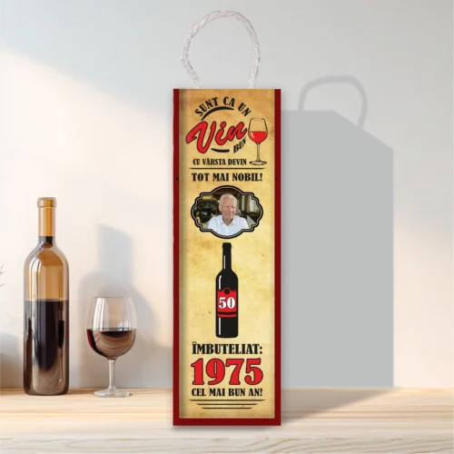 Cutie din lemn sublimată pentru sticla de vin, cu capac culisant, Aniversarea vârstei de 50 de ani [ #0192 ]