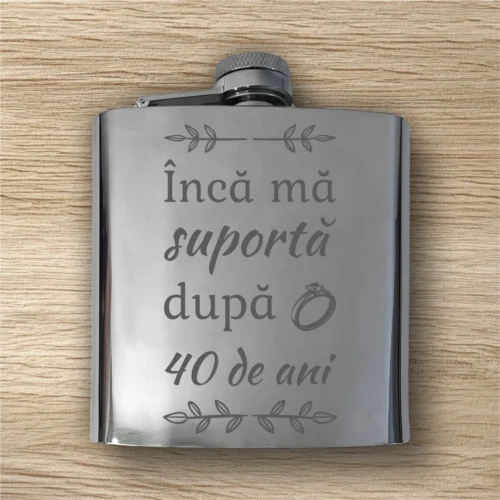 Ploscă de metal personalizată – simplă sau set cu păhărele, Cadou pentru Aniversarea căsătoriei de 40 de ani [ #0521 ]