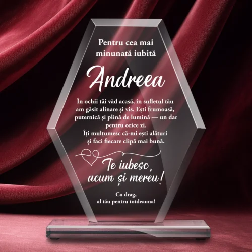 Trofeu din Sticlă Elegant – Personalizat prin Gravură Laser, Cadou pentru Iubită [ #0740 ]