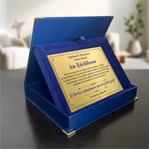 Diplomă din catifea personalizabilă prin imprimare, Cadou pentru Pensionare [ #1019 ]